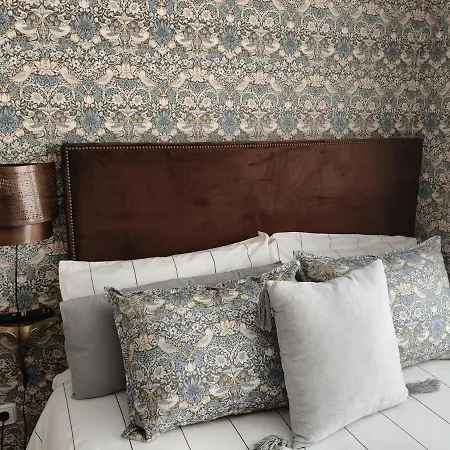 Apartmán De La Guardialoft Rosal 3 *